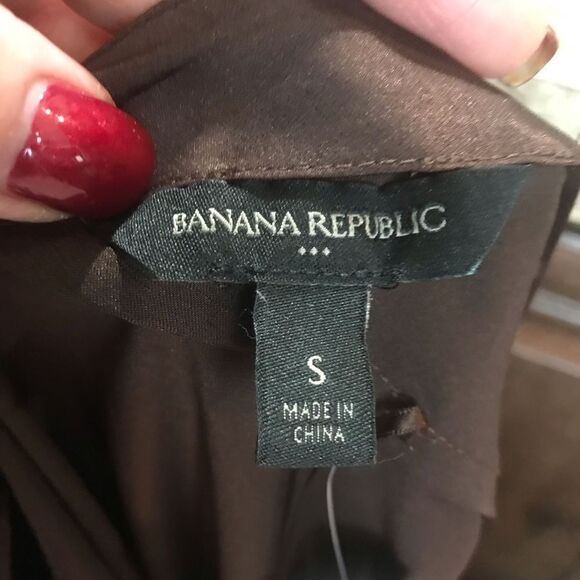 Banana Republic Brown Satin Blouse Size Small NWT - Picture 4 of 7